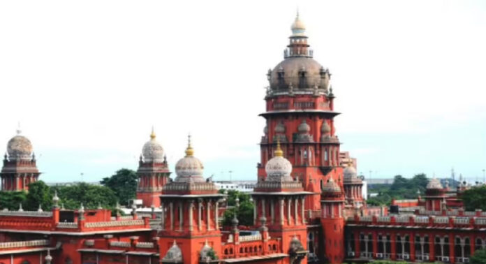 ഭക്തർ ചെയ്യുന്ന കാര്യങ്ങൾ പരിസ്ഥിതിക്ക് ദോഷകരമാകരുതെന്ന് മദ്രാസ് ഹൈക്കോടതി ഭക്തർ ചെയ്യുന്ന കാര്യങ്ങൾ പരിസ്ഥിതിക്ക് ദോഷകരമാകരുതെന്ന് മദ്രാസ് ഹൈക്കോടതി