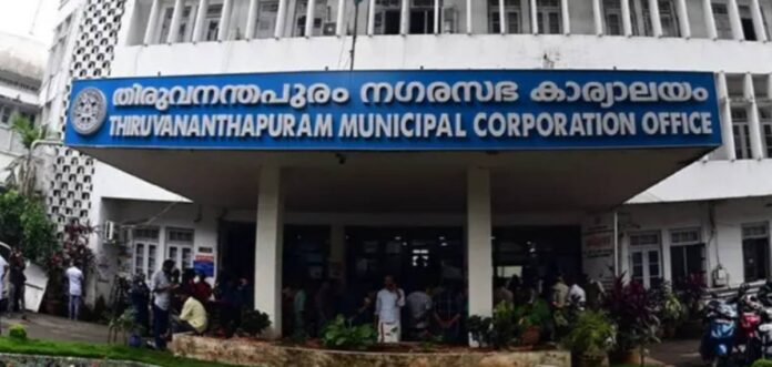 തിരുവനന്തപുരം തട്ടുകടകളിൽ കോർപ്പറേഷന്റെ മിന്നൽ പരിശോധന തിരുവനന്തപുരം തട്ടുകടകളിൽ കോർപ്പറേഷന്റെ മിന്നൽ പരിശോധന