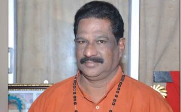 ജീവനക്കാരിയുടെ പരാതി; പൊലീസിന് മുമ്പാകെ കീഴടങ്ങി ആൽബിൻ മാത്യു.