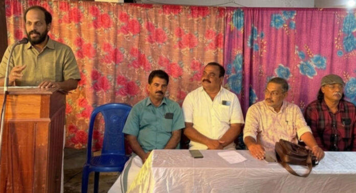 തൊഴിലുറപ്പ് പദ്ധതിയെ തകർക്കുന്ന നയങ്ങൾക്കെതിരെ ശക്തമായ സമരം : ബി.കെ.എം.യു തൊഴിലുറപ്പ് പദ്ധതിയെ തകർക്കുന്ന നയങ്ങൾക്കെതിരെ ശക്തമായ സമരം : ബി.കെ.എം.യു