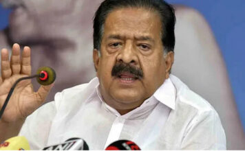 പുനർജനി കേസ് : ‘വി.ഡി സതീശനെതിരെ തെളിവ് ഇല്ലാത്തത് കൊണ്ടാണ് കേസ് ക്ലോസ് ചെയ്തത്’ ; രമേശ് ചെന്നിത്തല