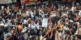 ‘കുറ്റവാളികളല്ലാത്തവരുടെ കേസുകൾ റദ്ദാക്കാം’ ; നീറ്റ് പ്രതിഷേധത്തിൽ പ്രതികരിച്ച് സുപ്രീം കോടതി