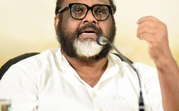 ‘പ്രിയദർശിനിയിൽ സ്ത്രീകൾ തള്ളിക്കയറുന്നു’ ; അധിക്ഷേപ പരാമർശവുമായി മന്ത്രി സിപി ജോൺ