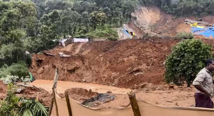 വയനാട്ടിലെ ഉരുൾപൊട്ടൽ മുന്നറിയിപ്പ് പദ്ധതി സാങ്കേതിക കുരുക്കിൽ വയനാട്ടിലെ ഉരുൾപൊട്ടൽ മുന്നറിയിപ്പ് പദ്ധതി സാങ്കേതിക കുരുക്കിൽ