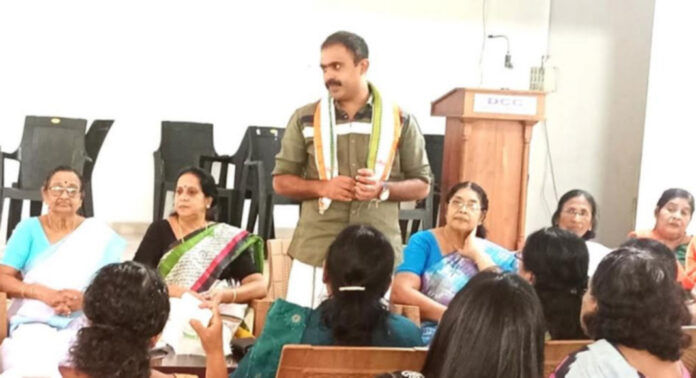 മഹിളാ കോണ്ഗ്രസ് പത്തനംതിട്ട ജില്ലാ കമ്മിറ്റി ഉമ്മന് ചാണ്ടി അനുസ്മരണം നടത്തി മഹിളാ കോണ്ഗ്രസ് പത്തനംതിട്ട ജില്ലാ കമ്മിറ്റി ഉമ്മന് ചാണ്ടി അനുസ്മരണം നടത്തി