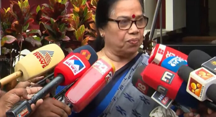 വ്യാജ വാർത്ത ചെയ്തവർക്ക് മാപ്പില്ലെന്നും മാനനഷ്ട കേസ് നൽകുമെന്നും പികെ ശ്രീമതി വ്യാജ വാർത്ത ചെയ്തവർക്ക് മാപ്പില്ലെന്നും മാനനഷ്ട കേസ് നൽകുമെന്നും പികെ ശ്രീമതി