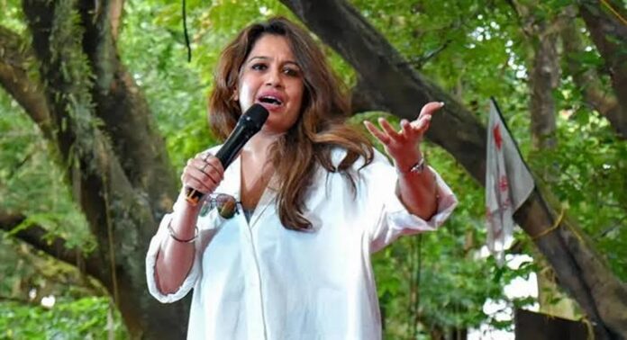 കേരളത്തിലെ പിഎസ്സി റാങ്ക് ജേതാക്കളുടെ സമരത്തിന്റെ ഭാഗമാകുന്നത് കൂടുതല് പഠിച്ച ശേഷമെന്ന് രഞ്ജിനി ഹരിദാസ് കേരളത്തിലെ പിഎസ്സി റാങ്ക് ജേതാക്കളുടെ സമരത്തിന്റെ ഭാഗമാകുന്നത് കൂടുതല് പഠിച്ച ശേഷമെന്ന് രഞ്ജിനി ഹരിദാസ്