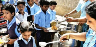 ബിരിയാണി വിളമ്പാൻ ഫണ്ടില്ല ; സ്കൂളുകളിൽ വീണ്ടും ചോറും കറിയും