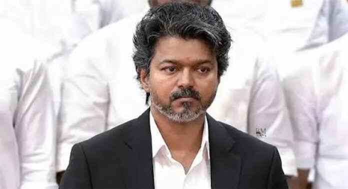 അസാധാരണനീക്കവുമായി തമിഴ്നാട് സർക്കാർ : കരിങ്കല്ല്, എം സാൻഡ്, മെറ്റൽ ജെല്ലി എന്നിവ മറ്റ് സംസ്ഥാനങ്ങളിലേക്ക് കൊണ്ടുപോകുന്നത് തടഞ്ഞു അസാധാരണനീക്കവുമായി തമിഴ്നാട് സർക്കാർ : കരിങ്കല്ല്, എം സാൻഡ്, മെറ്റൽ ജെല്ലി എന്നിവ മറ്റ് സംസ്ഥാനങ്ങളിലേക്ക് കൊണ്ടുപോകുന്നത് തടഞ്ഞു
