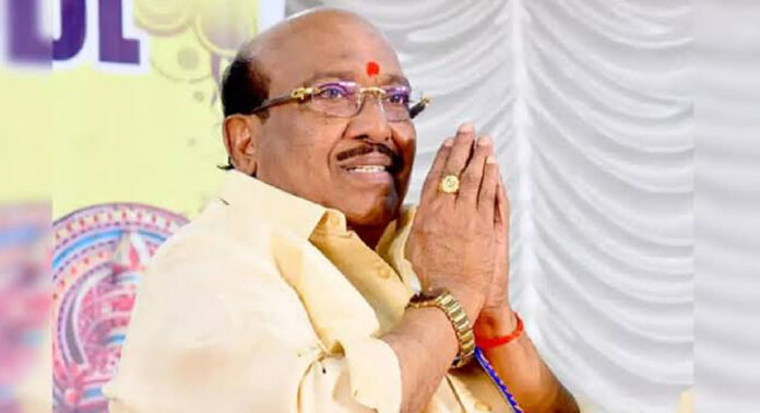 വിഴിഞ്ഞം തുറമുഖ വിവാദം : ഇ പി ജയരാജന് പിന്തുണയുമായി വെള്ളാപ്പള്ളി നടേശൻ വിഴിഞ്ഞം തുറമുഖ വിവാദം : ഇ പി ജയരാജന് പിന്തുണയുമായി വെള്ളാപ്പള്ളി നടേശൻ