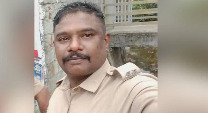 ശബരിമല നിലയ്ക്കലിൽ ഡ്യൂട്ടിക്കിടെ അപകടത്തിൽ പരിക്കുപറ്റിയ പോലീസ് ഉദ്യോഗസ്ഥൻ മരിച്ചു ശബരിമല നിലയ്ക്കലിൽ ഡ്യൂട്ടിക്കിടെ അപകടത്തിൽ പരിക്കുപറ്റിയ പോലീസ് ഉദ്യോഗസ്ഥൻ മരിച്ചു