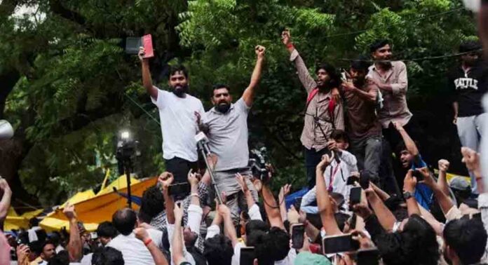 കേന്ദ്രത്തിനെതിരെ വീണ്ടും സമരത്തിന് സിജെപി ; സെപ്റ്റംബർ അഞ്ചിന് ഡൽഹി പോലീസ് ആസ്ഥാനത്തേക്ക് മാർച്ച് സംഘടിപ്പിക്കും കേന്ദ്രത്തിനെതിരെ വീണ്ടും സമരത്തിന് സിജെപി ; സെപ്റ്റംബർ അഞ്ചിന് ഡൽഹി പോലീസ് ആസ്ഥാനത്തേക്ക് മാർച്ച് സംഘടിപ്പിക്കും