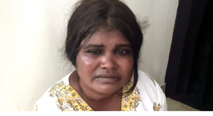 പ്രിയദർശിനി ബസിൽ മോഷണം പതിവ് ; തമിഴ്നാട് സ്വദേശിനി പിടിയിൽ പ്രിയദർശിനി ബസിൽ മോഷണം പതിവ് ; തമിഴ്നാട് സ്വദേശിനി പിടിയിൽ