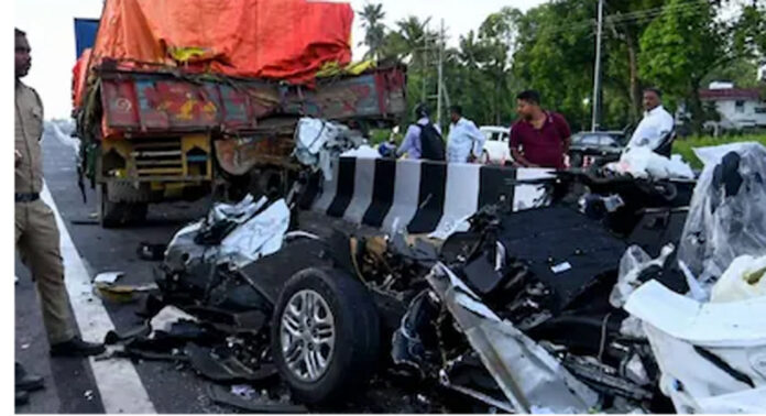 കയ്പമംഗലം അപകടം : ദേശീയപാത 66ൽ ചൊവ്വാഴ്ച സംയുക്ത പരിശോധന നടത്തും കയ്പമംഗലം അപകടം : ദേശീയപാത 66ൽ ചൊവ്വാഴ്ച സംയുക്ത പരിശോധന നടത്തും