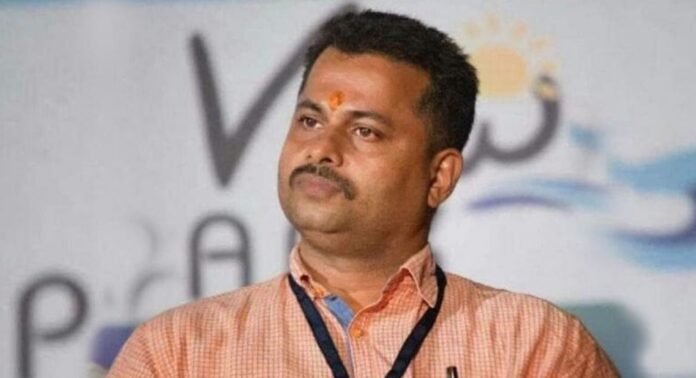 പാലത്തായി പീഡനം : പത്മരാജന്റെ ശിക്ഷ മരവിപ്പിച്ചതിനെതിരെ അതിജീവിതയുടെ മാതാവ് സുപ്രീം കോടതിയിൽ പാലത്തായി പീഡനം : പത്മരാജന്റെ ശിക്ഷ മരവിപ്പിച്ചതിനെതിരെ അതിജീവിതയുടെ മാതാവ് സുപ്രീം കോടതിയിൽ