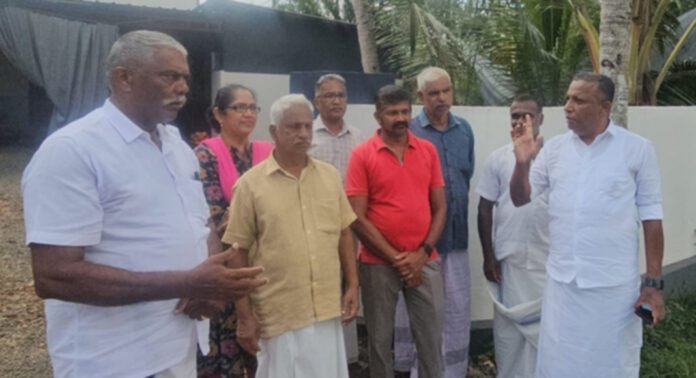 എടത്വ – തോട്ടടി റോഡിലെ അപകടാവസ്ഥയിലായ കലുങ്ക് റെജി ചെറിയാൻ എം.എൽ.എ. സന്ദർശിച്ചു എടത്വ – തോട്ടടി റോഡിലെ അപകടാവസ്ഥയിലായ കലുങ്ക് റെജി ചെറിയാൻ എം.എൽ.എ. സന്ദർശിച്ചു