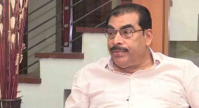 പ്രതിഷേധം കനത്തു ; നാട്ടികയിലെ ടോൾപ്പിരിവ് താൽക്കാലികമായി നിർത്തിവെക്കാൻ മന്ത്രിയുടെ നിർദേശം പ്രതിഷേധം കനത്തു ; നാട്ടികയിലെ ടോൾപ്പിരിവ് താൽക്കാലികമായി നിർത്തിവെക്കാൻ മന്ത്രിയുടെ നിർദേശം